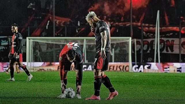 Damián Batallini está recuperado de una fascitis plantar y volverá a ser titular cuando el lunes Colón reciba a Argentinos. Damián Batallini está recuperado de una fascitis plantar y volverá a ser titular cuando el lunes Colón reciba a Argentinos.