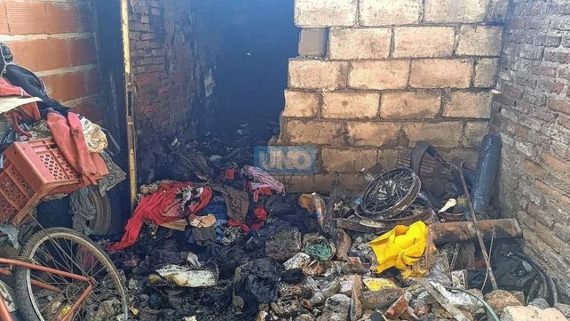 Paraná: piden donaciones para un vecino que perdió todo en un incendio