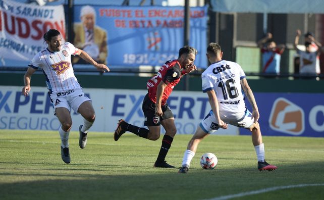 Newells: un año de despedidas y esquivo en resultados
