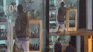 El video del robo en una joyería de la peatonal santafesina