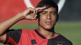 Newells comenzó a puro gol el torneo juvenil Canteras de América en el predio de Bella Vista