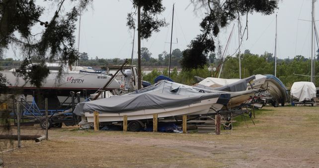 La bajante del Paraná también golpea a la navegación recreativa