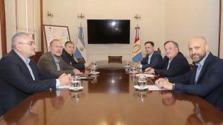 El 19 de septiembre se desarrolló el primer encuentro entre los equipos de Omar Perotti y Maximiliano Pullaro, para el proceso de transición de gobierno.