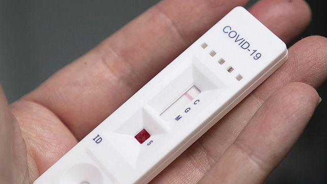 Durante diciembre y enero se percibió un aumento considerable en los casos de Covid-19 en Paraná. Debido a que los efectores públicos dispusieron restricciones en las personas que pueden hisoparse