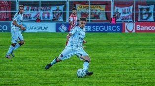 Patronato juega ante Estudiantes de Caseros.