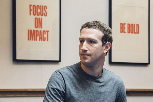 Facebook: las explicaciones que dio Zuckerberg por el apagón
