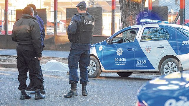 en la calle. El cuerpo sin vida de Franchetti quedó tendido sobre el pavimento
