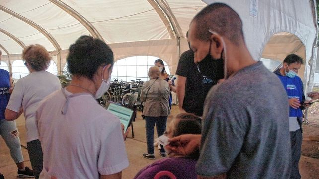 A Santa Fe llegarán 67.200 vacunas de AstraZeneca