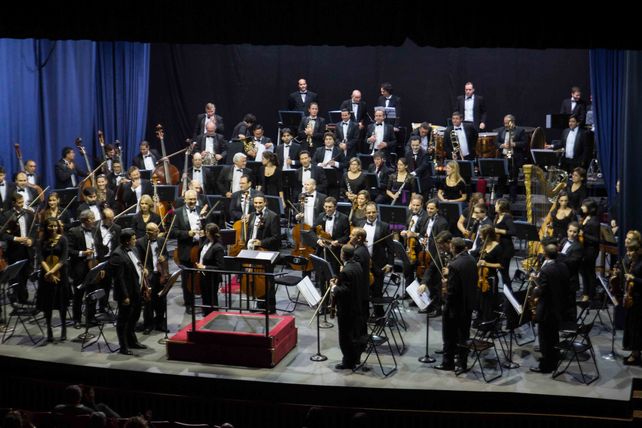 La Sinfónica abrió su Temporada 2014 de la mano de Urrutia