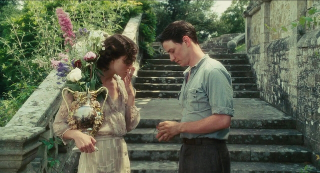 En esta película de época disponible en Netflix el drama y el romance son afilados