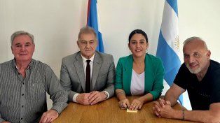 Además de Acosta, firmaron el pronunciamiento en respaldo a Gainza: Hugo Gemelli, Miguel Rettore y Mario Marin.