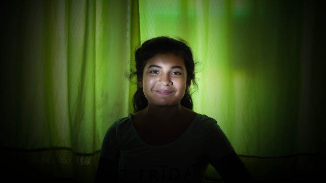 Ailen en el comedor comunitario de su barrio.
