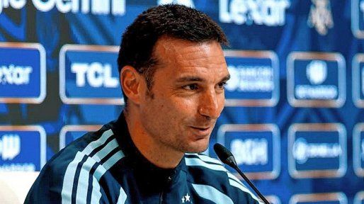 Scaloni acordó su continuidad como entrenador de la Selección Argentina