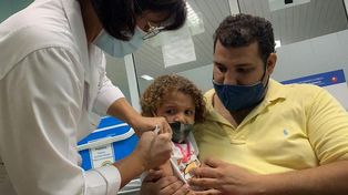 Chile empieza a vacunar contra el coronavirus a niños desde 3 años