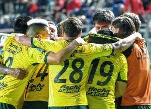 Defensa y Justicia le ganó a Unión en Santa Fe y es escolta en la Zona A