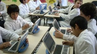 Se inauguran aulas digitales en dos escuelas de la ciudad de Santa Fe