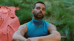 El cantante boricua Ricky Martin causó temor en sus fans al publicar una foto en la que luece muy delgado.