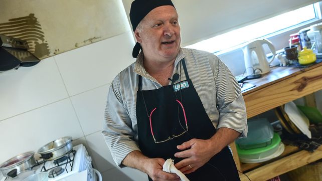 Con precisión de corrector, relojero y cocinero!
