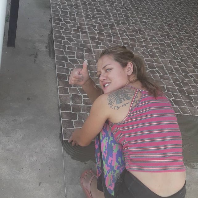 La Bonita Bermúdez baja del andamio y se sube al ring