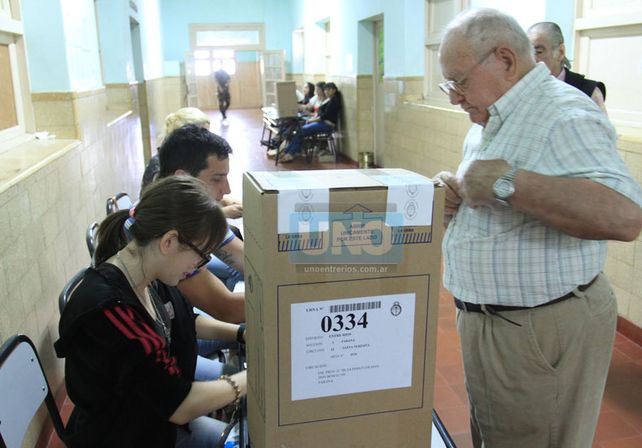 Fotogalería: votación en Paraná