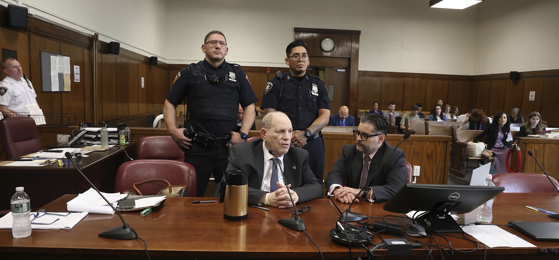 Harvey Weinstein comparece ante el tribunal estatal de Manhattan para su nuevo juicio el viernes 6 de junio de 2025 en Nueva York. (Foto AP/Yuki Iwamura) Harvey Weinstein comparece ante el tribunal estatal de Manhattan para su nuevo juicio el viernes 6 de junio de 2025 en Nueva York. (Foto AP/Yuki Iwamura)