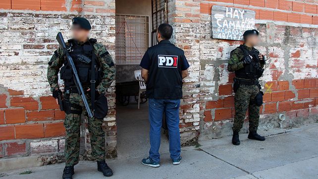 Seis detenidos, plantas de marihuana y un revolver secuestrado en Santo Tomé