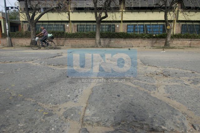 Las Flores II: ante la protesta de vecinos arreglarán las calles