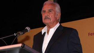 Con Carlos Fuentes, América latina pierde una voz esencial