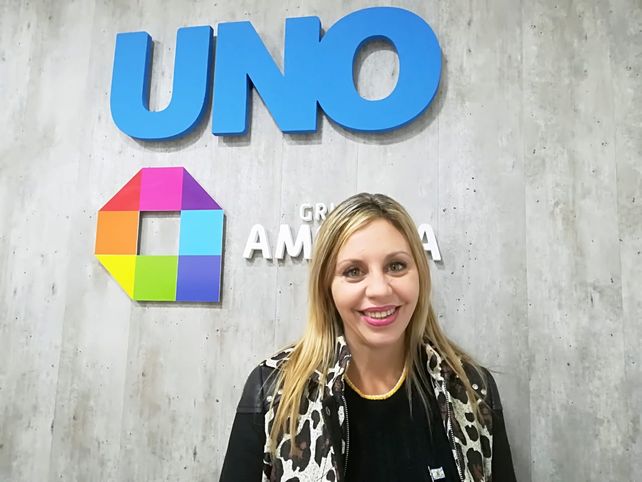 La senadora nacional María de los Ángeles Sacnun en la redacción de UNO Santa Fe