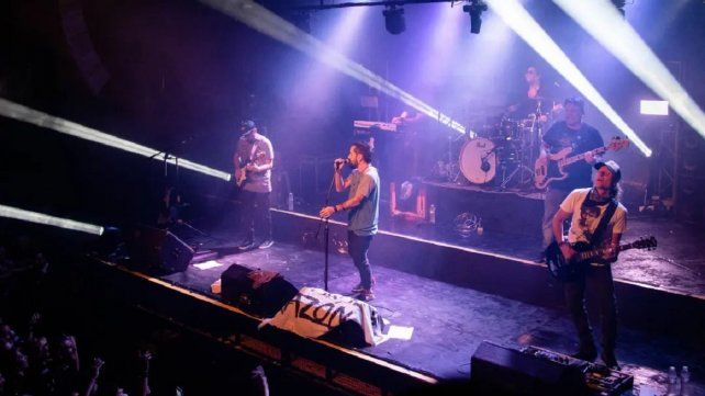 Cielo Razzo festeja 30 años de trayectoria