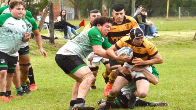 Capibá derrotó a Unión de Crespo en uno de los duelos más parejos de la última jornada del Torneo de Desarrollo.