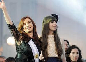La UIF no quiere que le devuelvan el dinero embargado a Florencia Kirchner