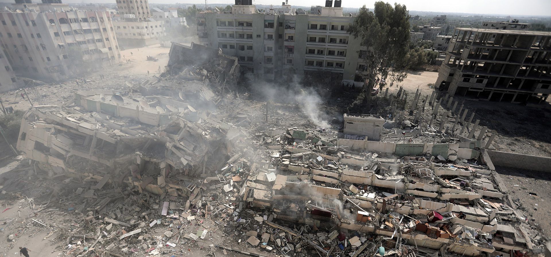 Vista de edificios destruidos tras ataques aéreos israelíes en Ciudad de Gaza, el jueves 19 de octubre de 2023. (Foto AP/Mohammed Dahman) Vista de edificios destruidos tras ataques aéreos israelíes en Ciudad de Gaza, el jueves 19 de octubre de 2023. (Foto AP/Mohammed Dahman)