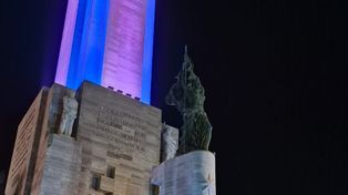 ¿Cómo quedará la fuente iluminada del Monumento?: comenzaron las pruebas