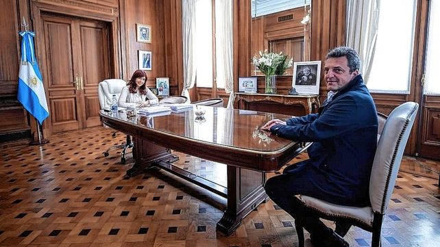 Gesto: la vicepresidenta recibió a Sergio Massa