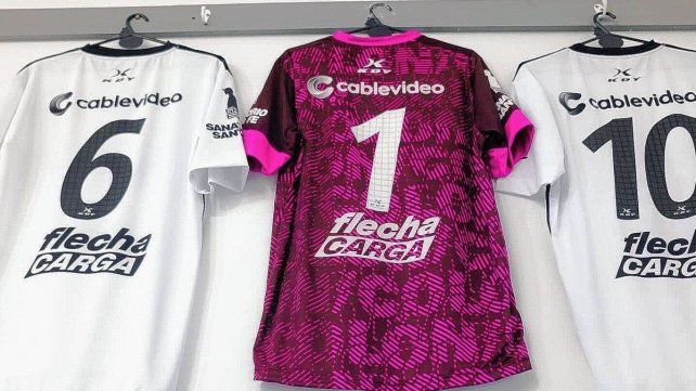 Con la demora de siempre, los convocados de Colón para jugar ante Patronato