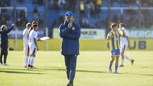 Mario Pobersnik prepara el equipo de Central para el próximo clásico de reserva que se jugará en Arroyo Seco.