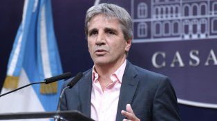 Con el dólar en baja, Luis Caputo exigió disculpas en sus redes sociales a quienes hablaban de devaluación.&nbsp;