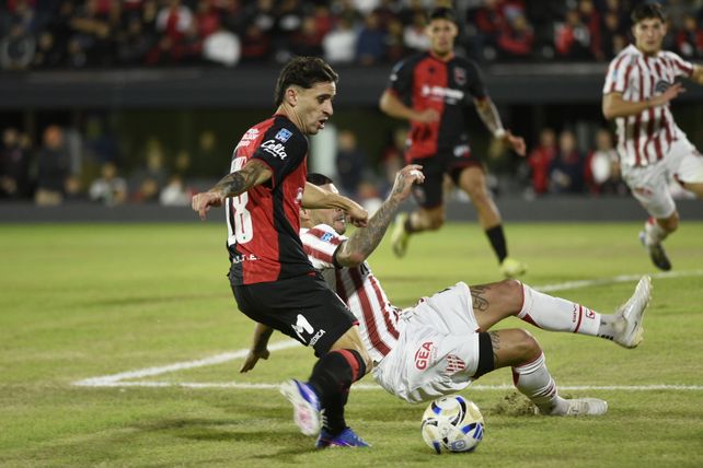 Newells no pudo hacer una fortaleza en su propia casa en este torneo Apertura.&nbsp;