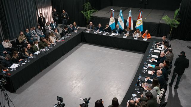 Tenemos que cambiar un paradigma: el del asistencialismo