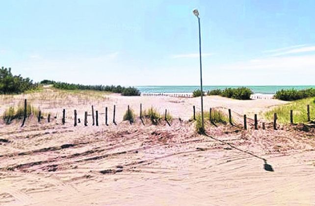 Playa serena. Lavaron el cuerpo para simular una muerte por sobredosis.