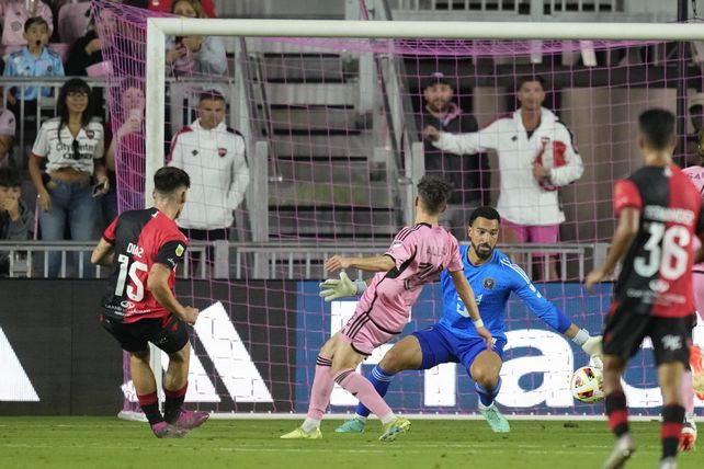 El gol del empate de Newells