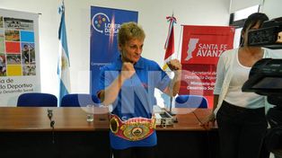 La provincia apoya la defensa del título de la boxeadora Alejandra Locomotora” Oliveras