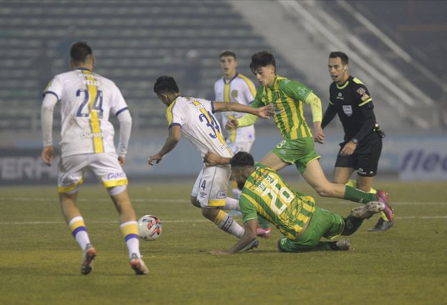 El último enfrentamiento entre Aldosivi y Central fue victoria 2-1 del Tiburón en 2022.