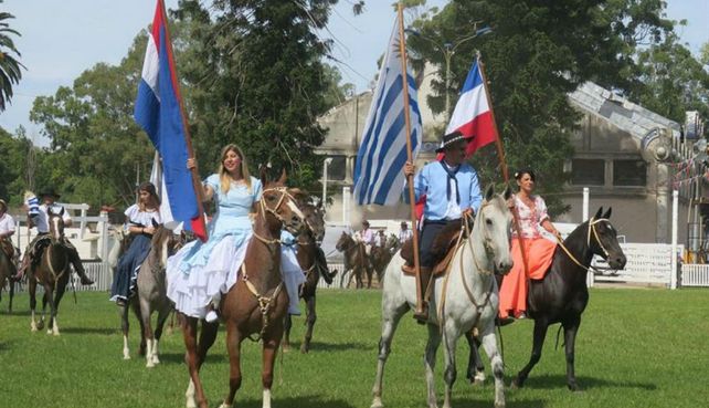 Destreza y tradición.&nbsp;Montevideo