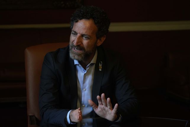 Roberto Sukerman propone que el Poder Judicial y la Legislatura santafesina no tengan receso y trabajen todo el año.