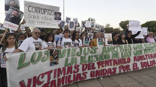 Fentanilo contaminado: bronca de las familias de Rosario por la ausencia de Lugones en Diputados