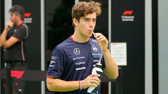 Franco Colapinto se lo tomó con soda. Su evaluación del viernes en Singapur fue buena