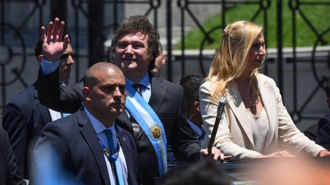 Javier Milei ingresó a Casa Rosada como flamante Presidente