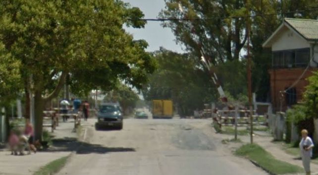 Cáceres fue atacado a una cuadra del paso a nivel.